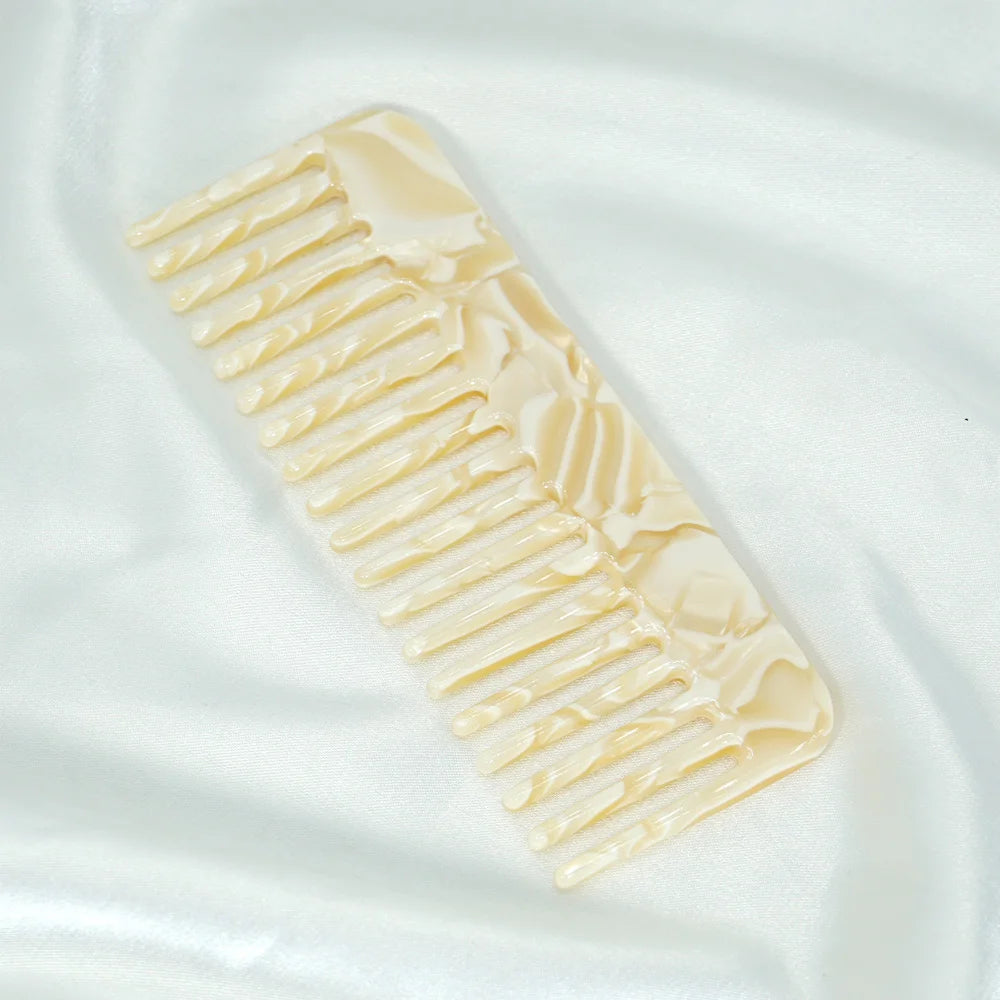 Comb